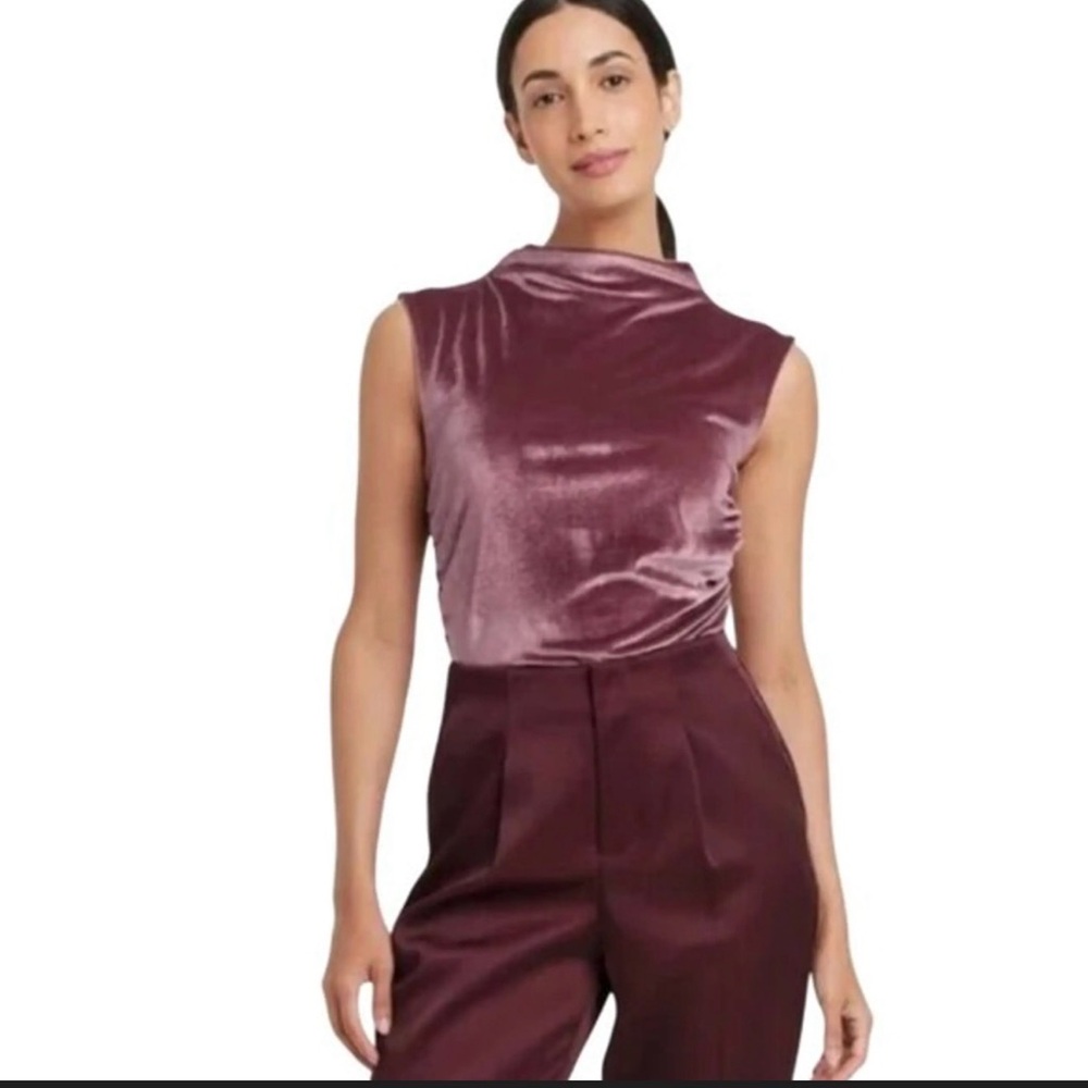 Velvet Sleeveless Top